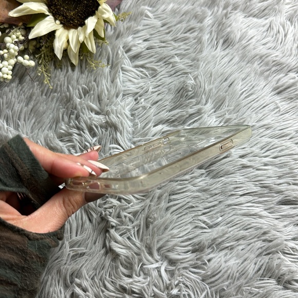 Kate spade pink  glitter dot iphone 12 pro max case - Picture 5 of 7